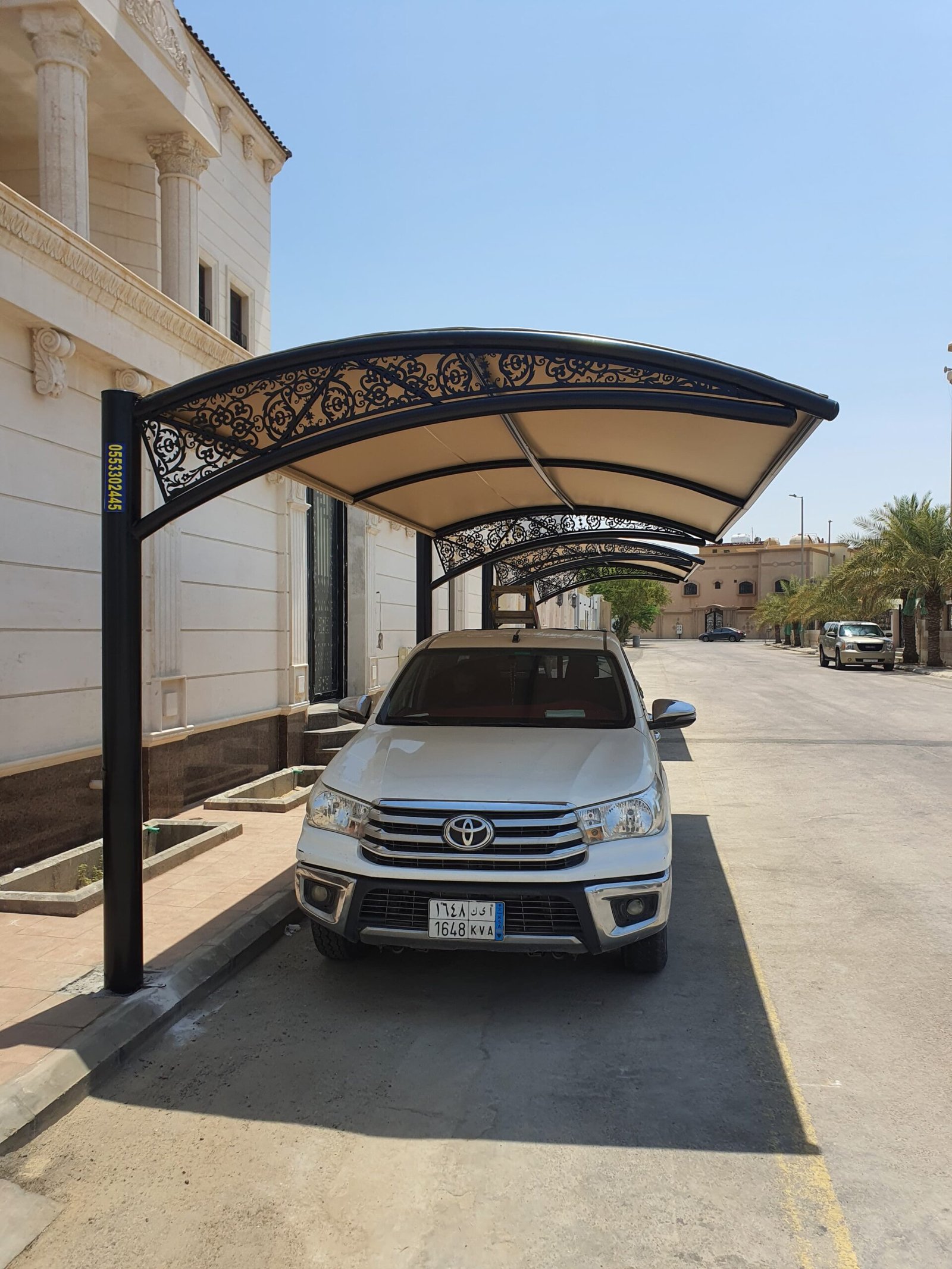 مظلات سيارات