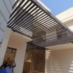 حداد تركيب مظلات وأبواب في حي حطين:تصاميم مودرن وضمان 10سنوات